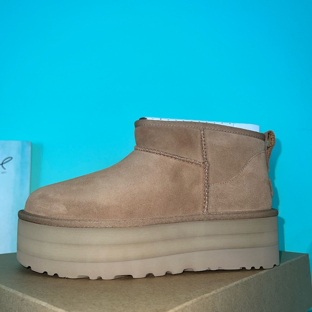 Ultra mini platform Uggs - Picture 9 of 9